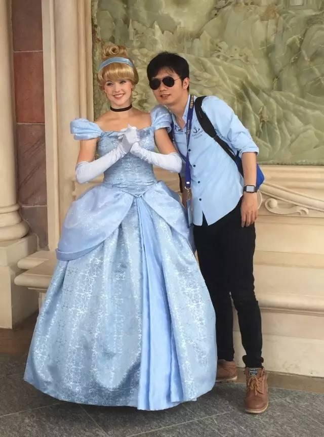 上海迪士尼公主分别长什么样 上海迪士尼里的13个真人公主(21)